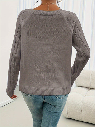 Viviene - Elegant Cable Knit Sweater