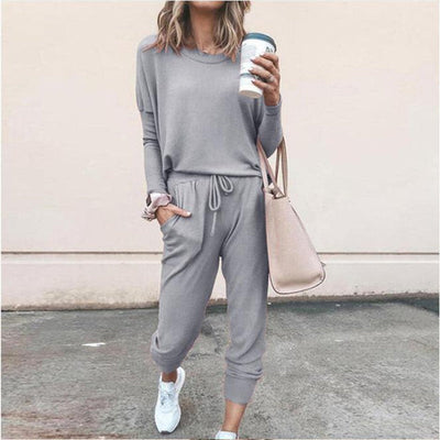 Patricia - Stylish two-piece set for women with flattering fit