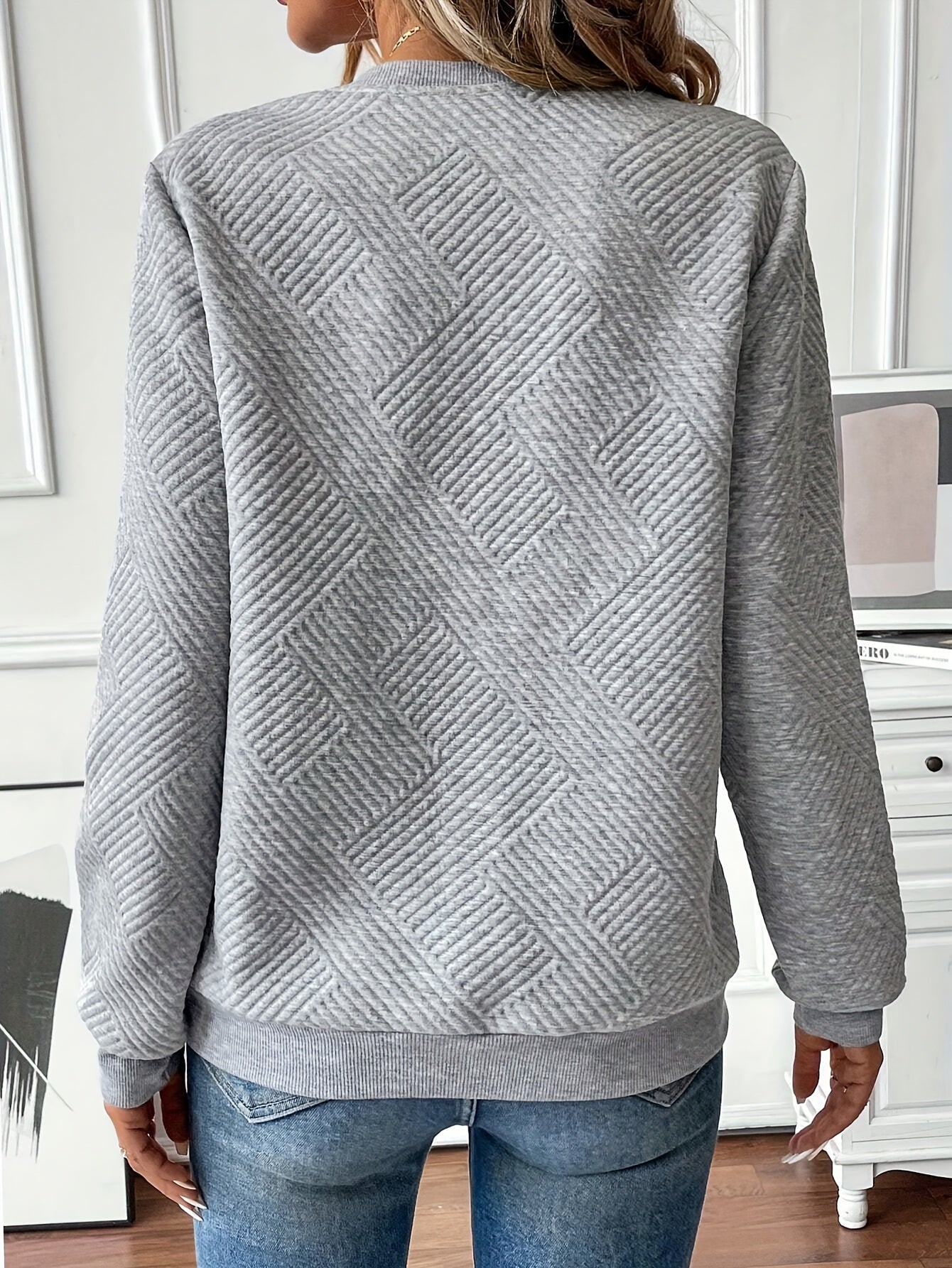 Indy - Elegant Jumper with Zip